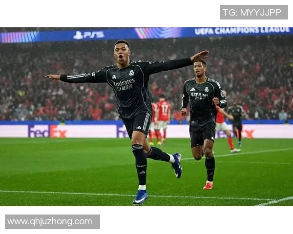 本菲卡逆转里昂精彩瞬间回顾欧冠赛场激情四溢